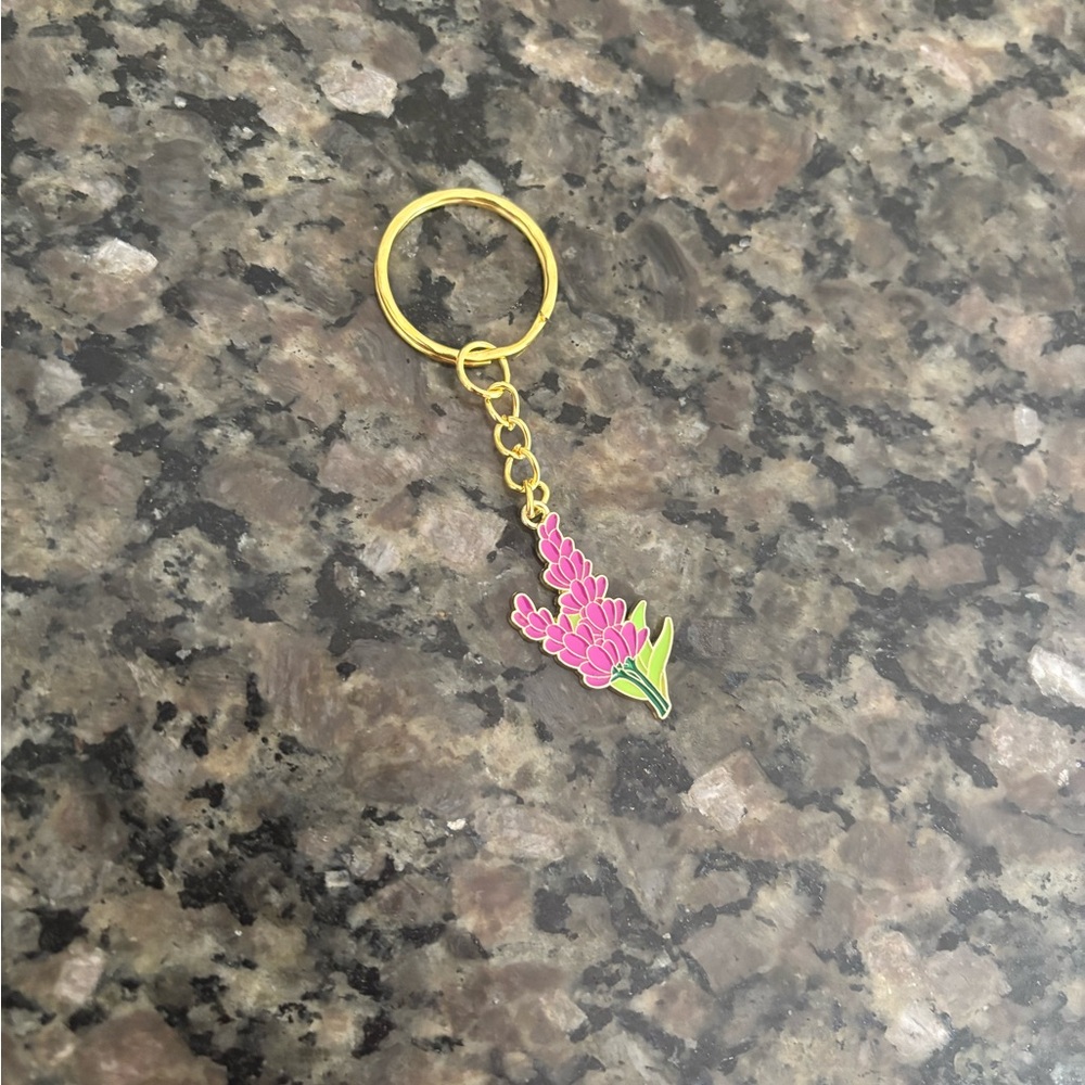 2 inch Pink Floral Enamel Keychain - Picture 1 of 1